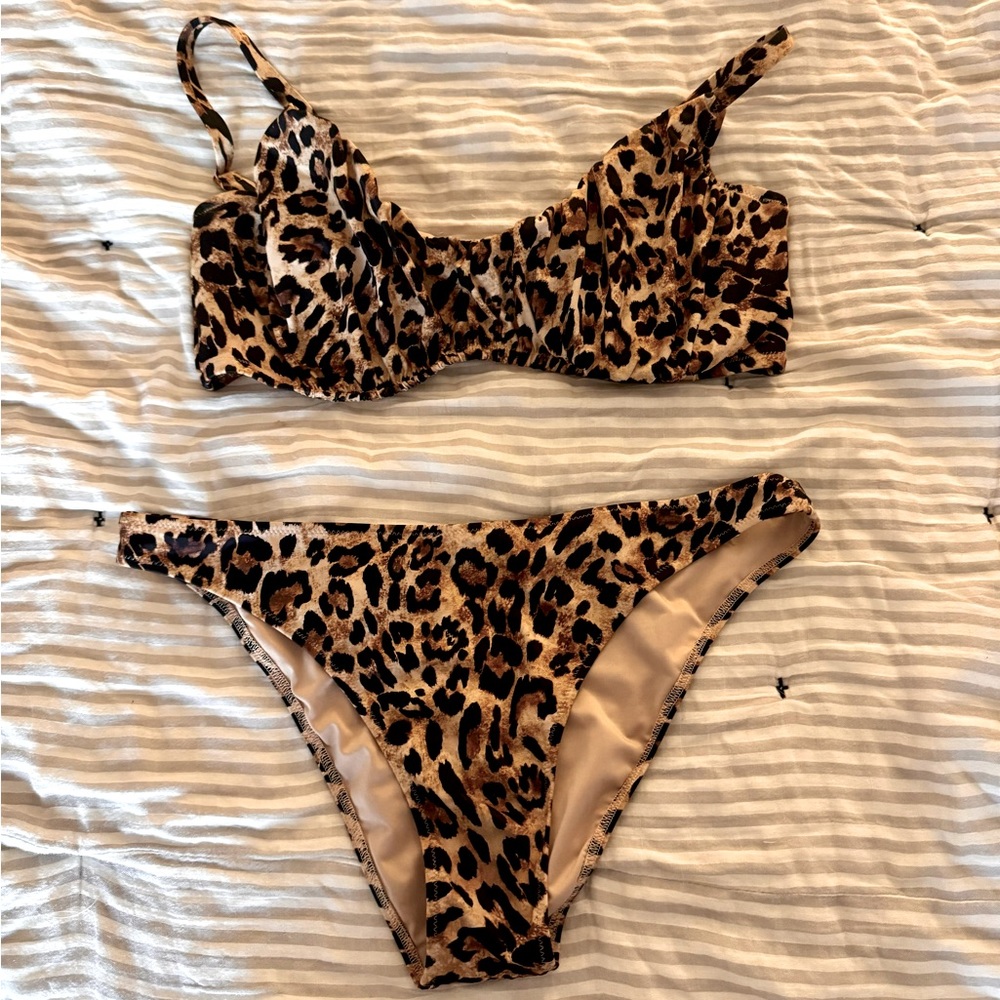 Leopard Bikini Size 38DD / L